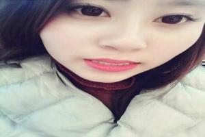女人应该读什么书才能提升自己(董卿推荐女人读的8本书)       1. 《穷查理宝典》 推荐者:董卿 巴菲特是现代股神